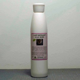 LAIT SATINANT A LA ROSE  200ML